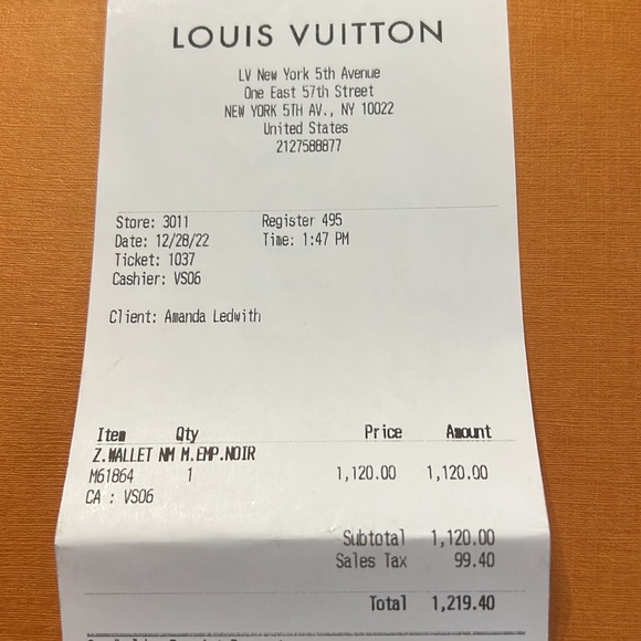 black zippy Louis Vuitton wallet - Picture 8 of 8